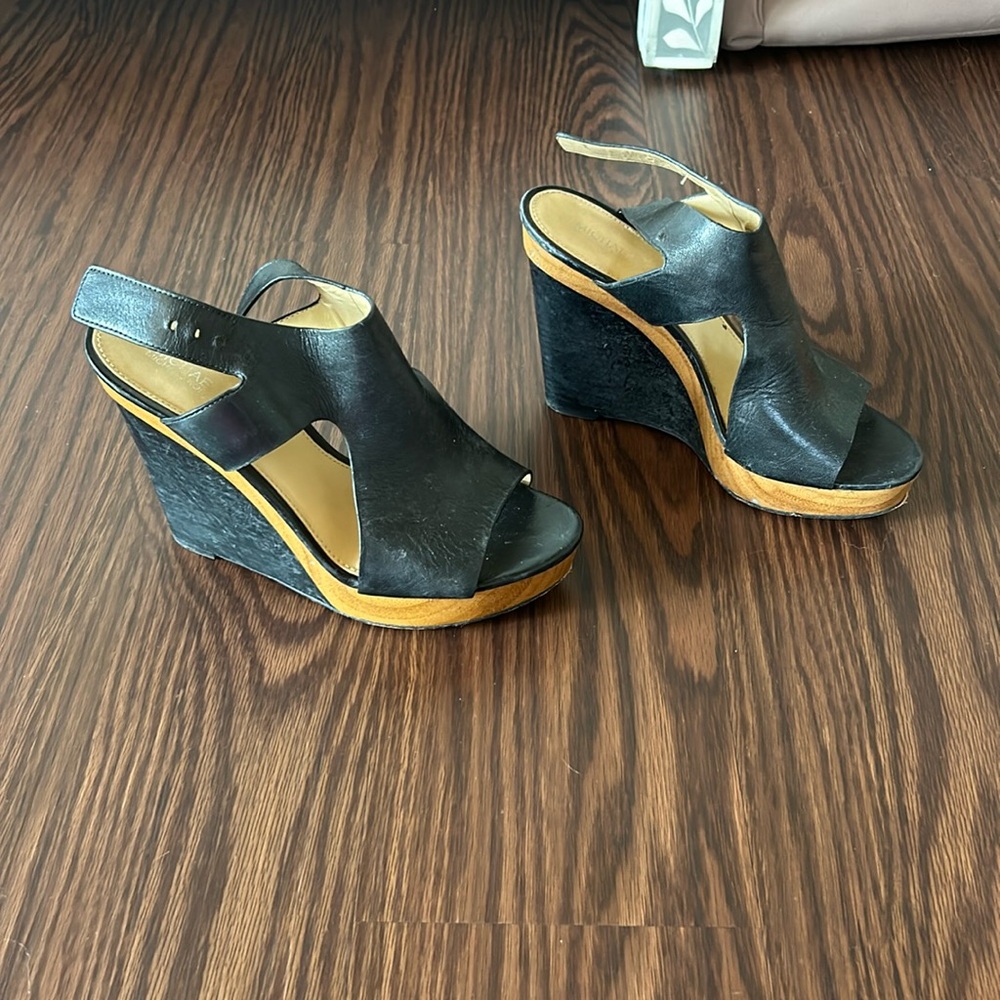 Micheal Kors black leather wedges size 6.5 used